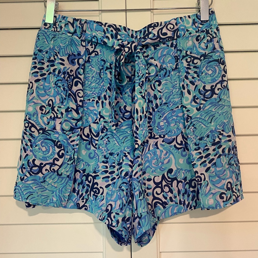 Lilly Pulitzer Myles Tie Front Elastic Shorts